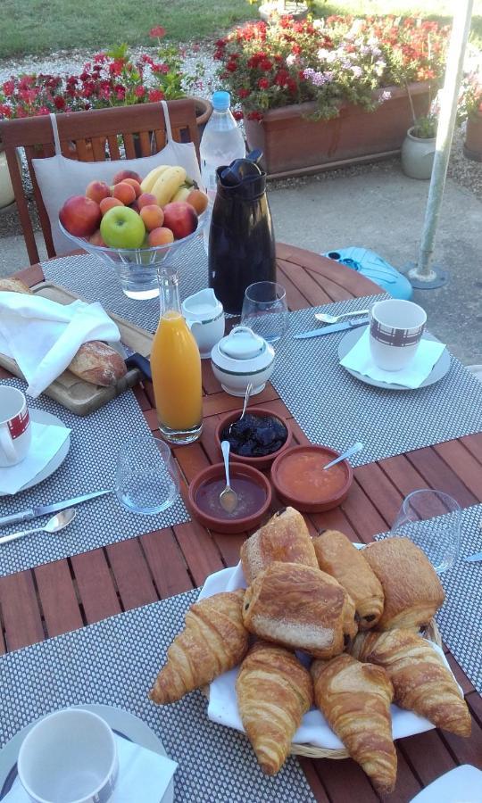 Bed and Breakfast Chez Yvette , C'Est Chouette!! Carcassonne Exterior foto