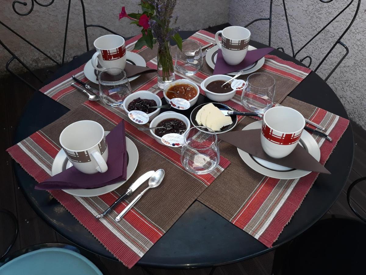 Bed and Breakfast Chez Yvette , C'Est Chouette!! Carcassonne Exterior foto
